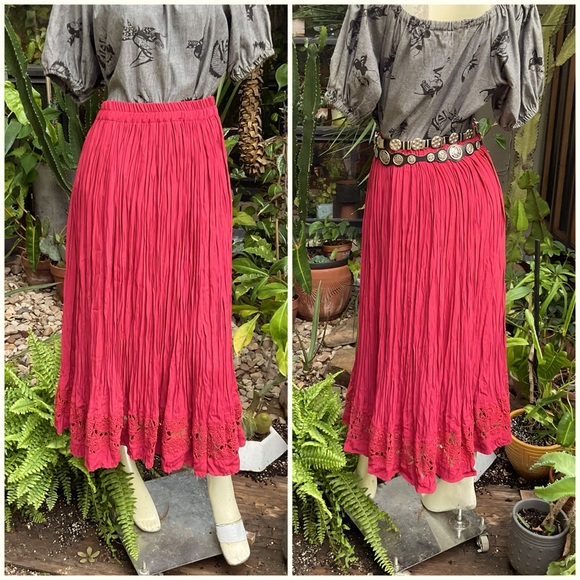Vintage Pleated Crochet Hem Maxi BroomSkirt Boho Anthro Prairie Small Medium - Picture 2 of 6